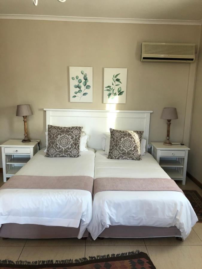 Oak Tree Lodge Paarl Ngoại thất bức ảnh