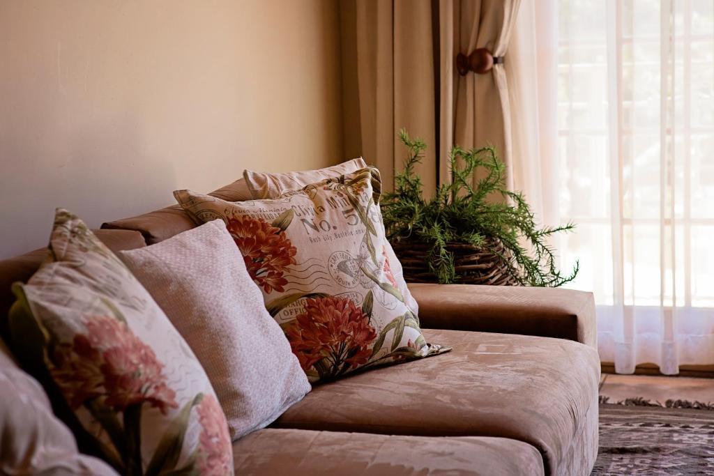 Oak Tree Lodge Paarl Ngoại thất bức ảnh