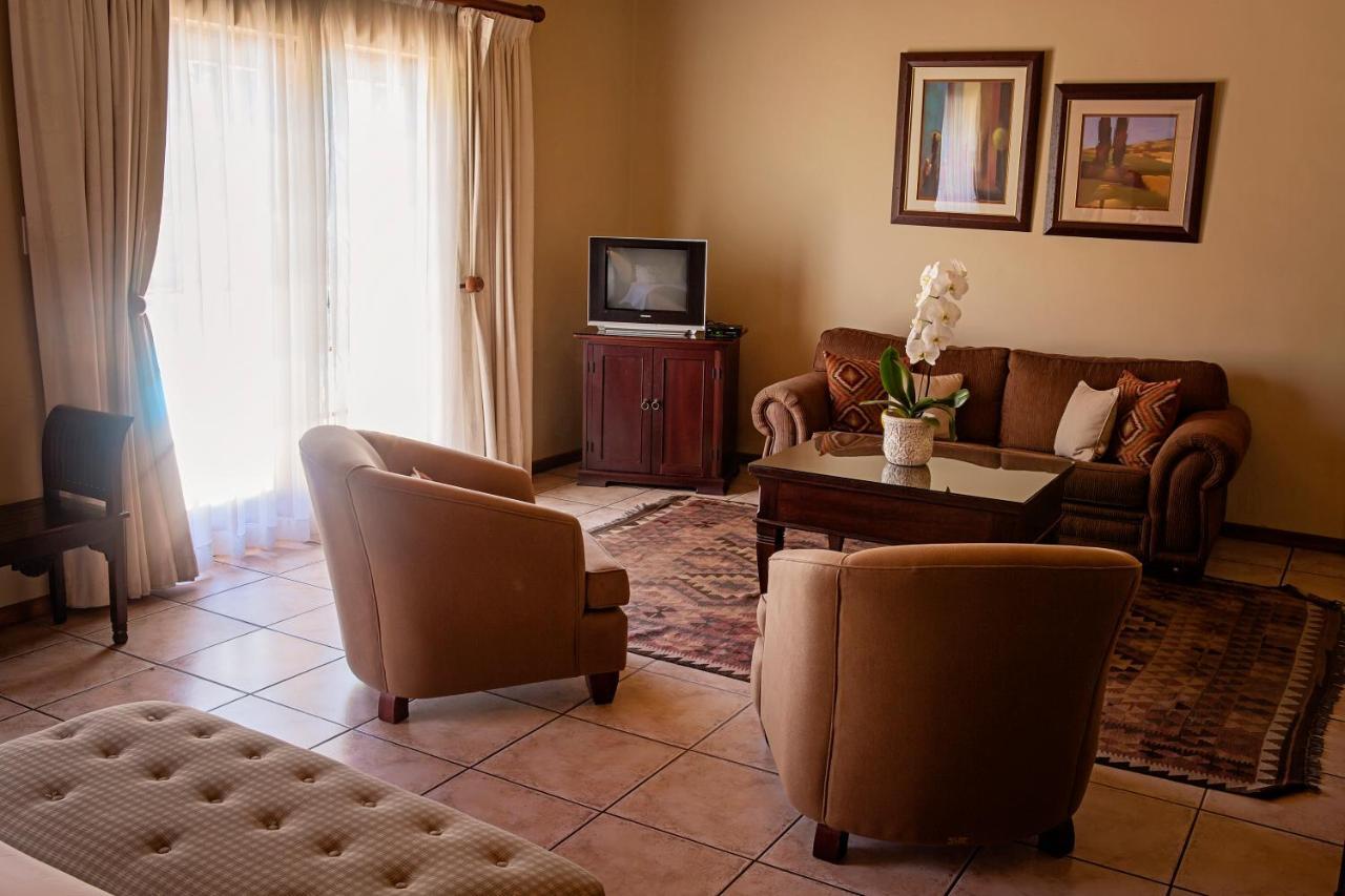 Oak Tree Lodge Paarl Ngoại thất bức ảnh